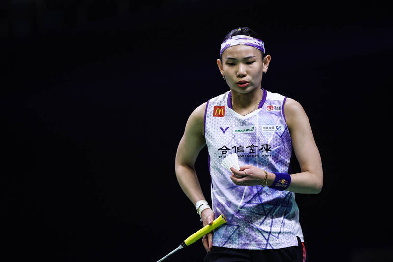 包含印尼羽毛球队爆冷英格兰羽毛球队，马琳爆发神勇的词条